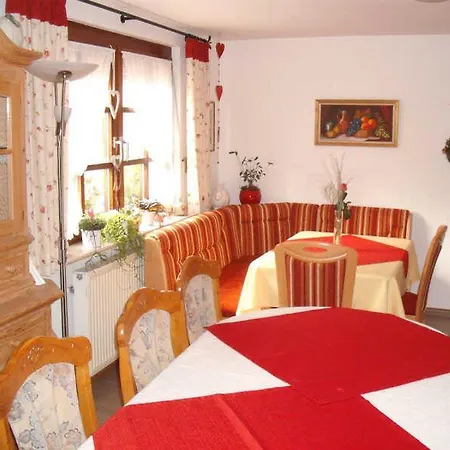 Homestay Gaestehaus Waldblick Ettenheimmunster