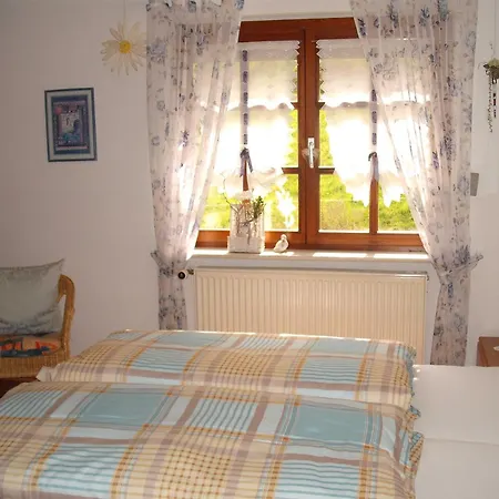 Gaestehaus Waldblick Kwatera prywatna