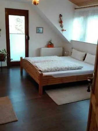 Homestay Gaestehaus Waldblick *